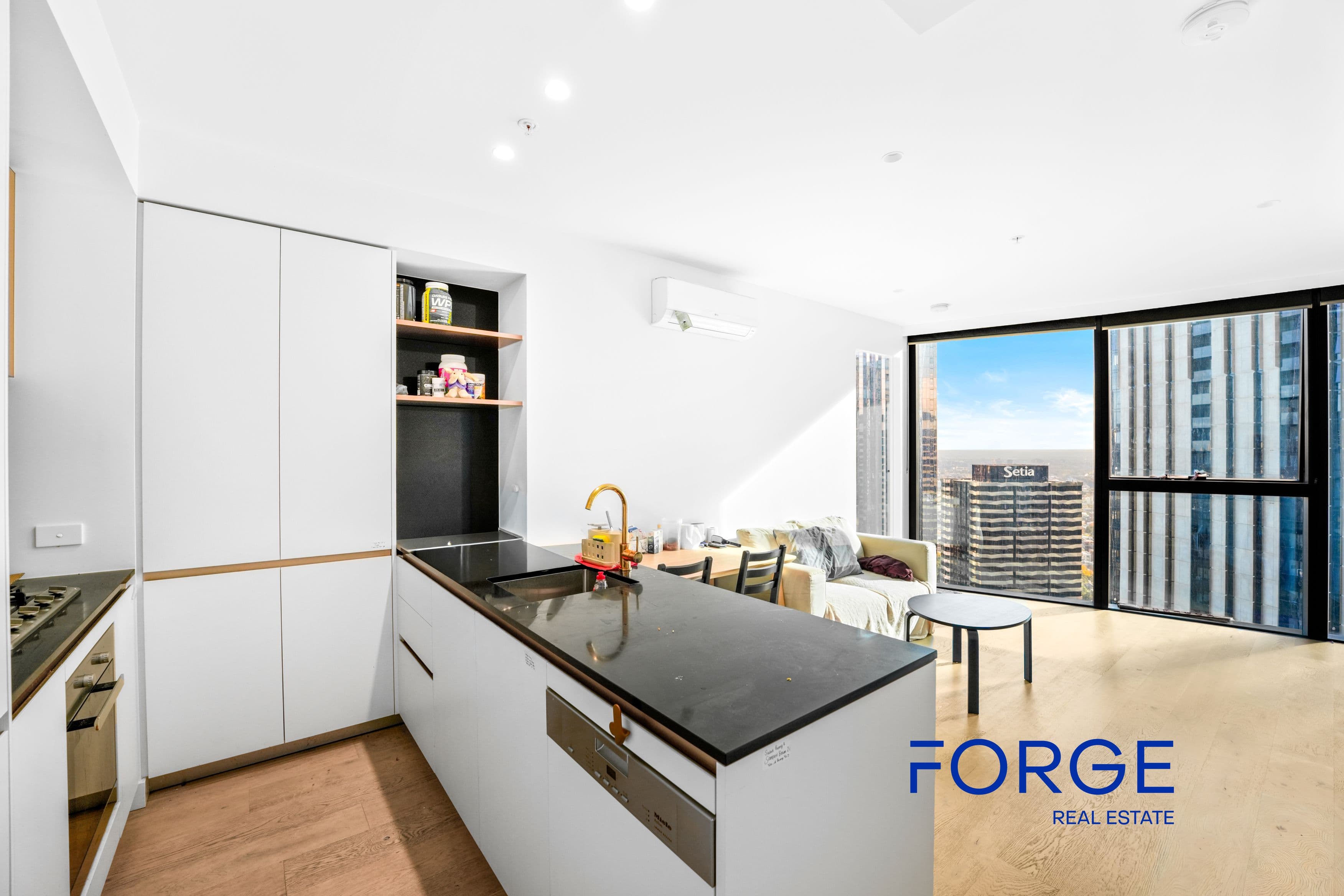5119 / 228 La Trobe Street, MELBOURNE